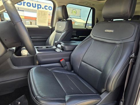 Certified 2025 Ford Expedition Max Platinum AWD/4WD image 21