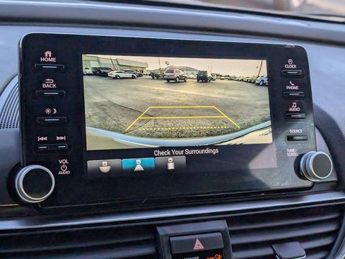 Used 2022 Honda Accord Sport Special Edition image 6