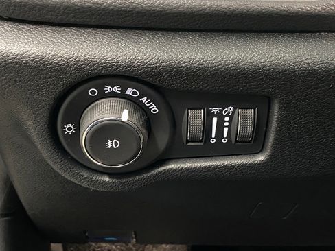 New 2026 Chrysler Pacifica Limited w/ S Appearance Package AWD/4WD image 25