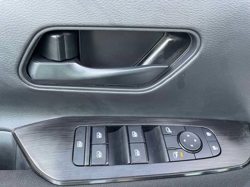 New 2026 Nissan Kicks S FWD image 18