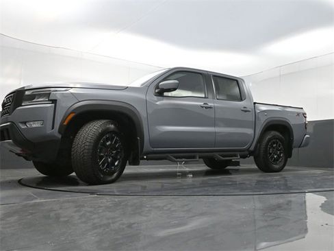 Used 2022 Nissan Frontier Pro-X w/ Pro-X Premium Package image 28