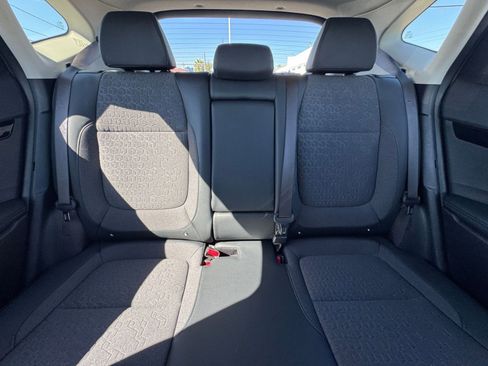 Used 2025 Kia Seltos S image 36