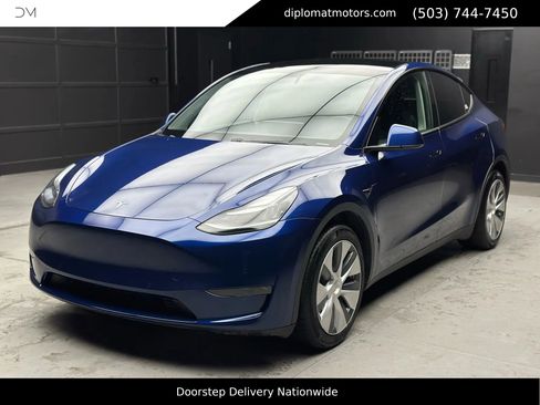 Used 2021 Tesla Model Y Long Range image 1