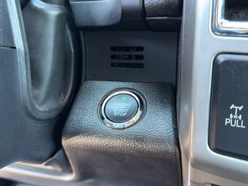 Used 2017 Ford F250 Lariat w/ Lariat Ultimate Package AWD/4WD image 30