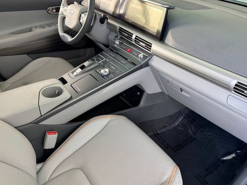 Used 2019 Hyundai Nexo Limited image 33