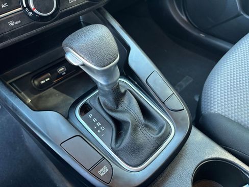 Used 2025 Kia Soul LX w/ LX Technology Package image 35