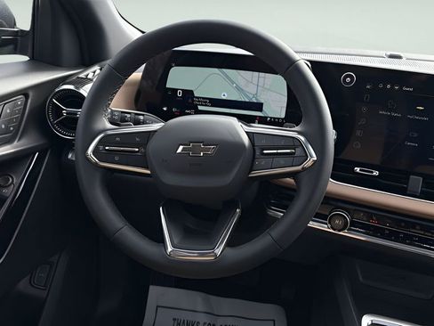 New 2026 Chevrolet Equinox ACTIV w/ Convenience Package III image 18