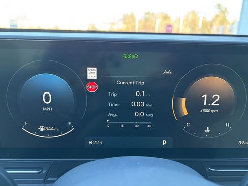 New 2026 Hyundai Kona SEL Premium image 11