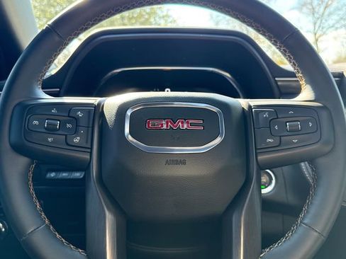 Used 2024 GMC Yukon AT4 w/ AT4 Premium Package AWD/4WD image 29