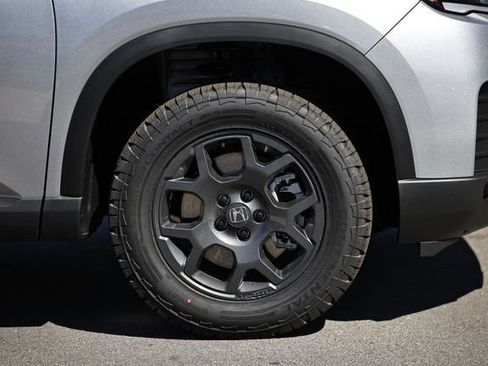 New 2026 Honda Pilot TrailSport image 16