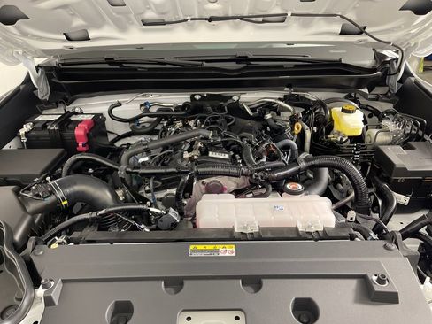 New 2025 Toyota Tacoma SR5 image 9