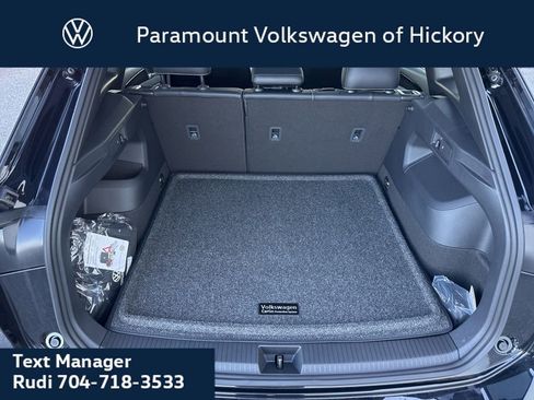 New 2026 Volkswagen Tiguan SE R-Line FWD image 12