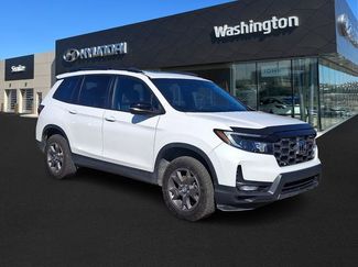 Used 2024 Honda Passport TrailSport video 1