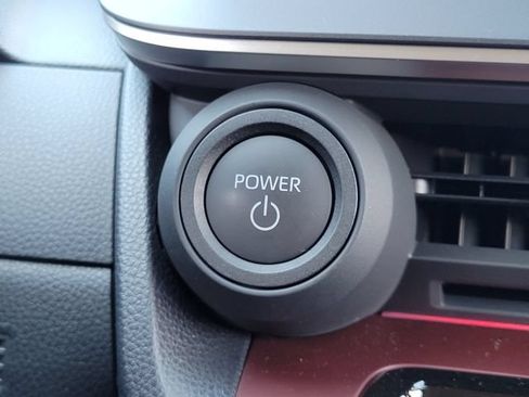 Used 2026 Toyota Prius Plug-In Hybrid FWD image 13
