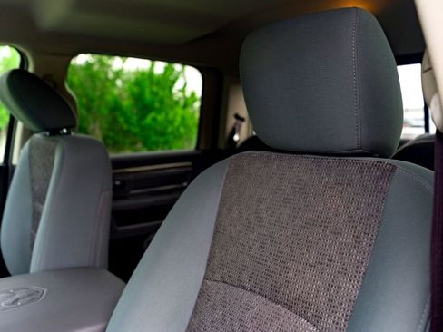 Used 2017 RAM 1500 Big Horn AWD/4WD image 11