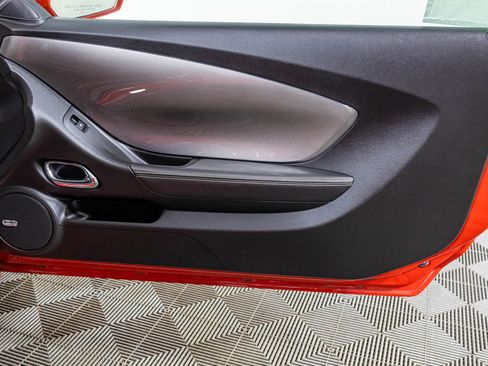 Used 2010 Chevrolet Camaro SS w/ LPO, Ground Effects Package image 42