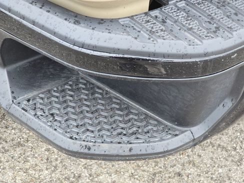 Used 2023 Chevrolet Silverado 1500 Custom Trail Boss w/ LPO, Dark Essentials Package image 19