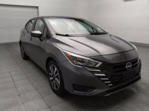 Used 2025 Nissan Versa SV FWD image 13