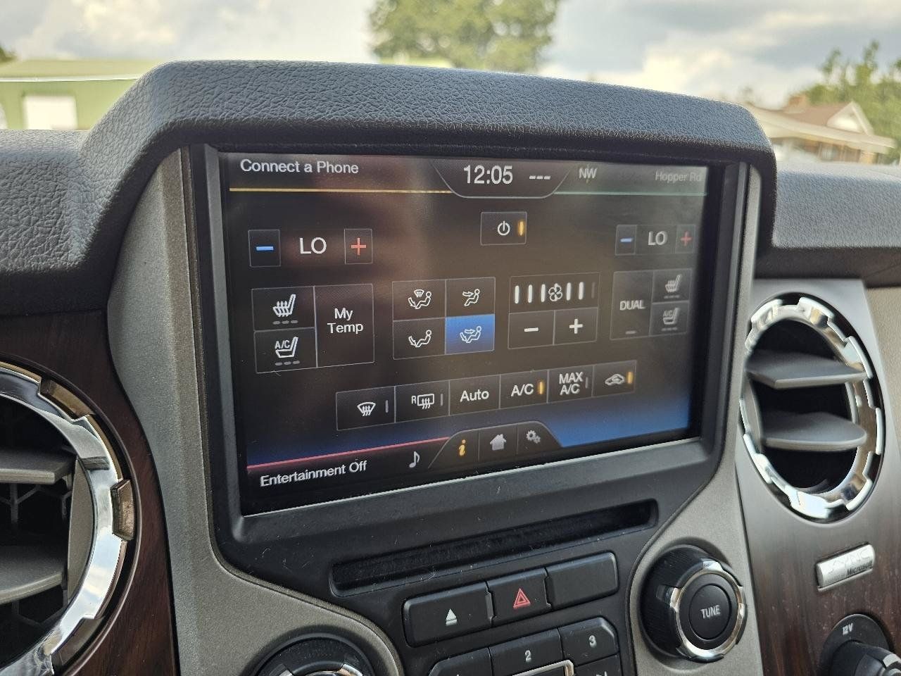 Used 2013 Ford F250 Lariat w/ Lariat Interior Pkg AWD/4WD image 57
