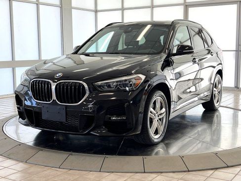 Used 2020 BMW X1 xDrive28i w/ Premium Package AWD/4WD image 3