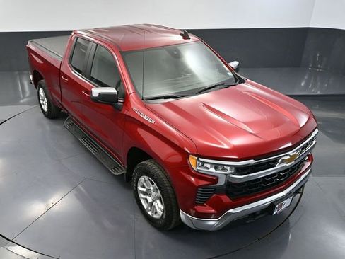 Used 2023 Chevrolet Silverado 1500 LT AWD/4WD image 58