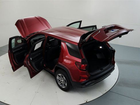 Used 2026 GMC Terrain Elevation image 19