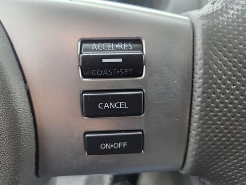 Used 2016 Nissan Frontier SV w/ SV Value Truck Package AWD/4WD image 14
