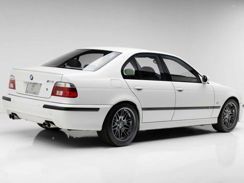 Used 2001 BMW M5 RWD image 3