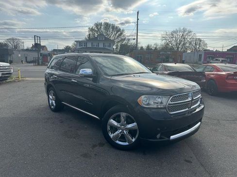 Used 2011 Dodge Durango Citadel w/ Trailer Tow Group IV AWD/4WD image 2