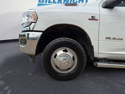 Used 2024 RAM 3500 Big Horn AWD/4WD image 14