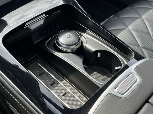 Certified 2023 Mercedes-Benz S 580 4MATIC Sedan image 32