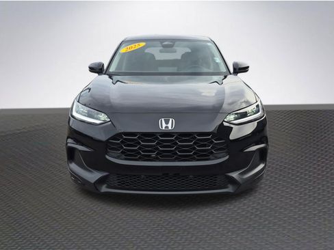 Used 2025 Honda HR-V LX image 3