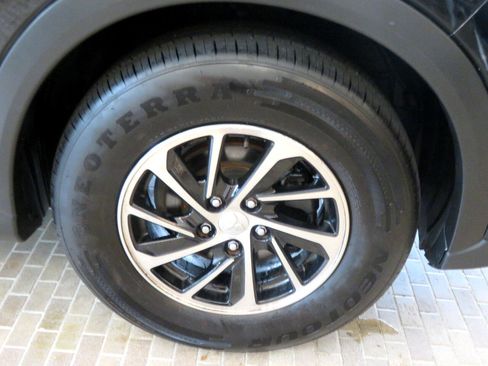 Used 2020 Mitsubishi Eclipse Cross ES image 10