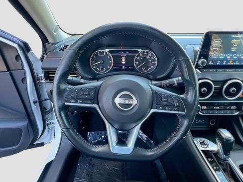 Used 2024 Nissan Sentra SR FWD image 11