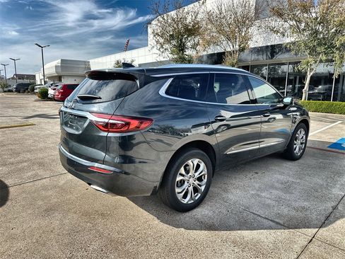 Used 2021 Buick Enclave Avenir w/ Avenir Technology Package image 11