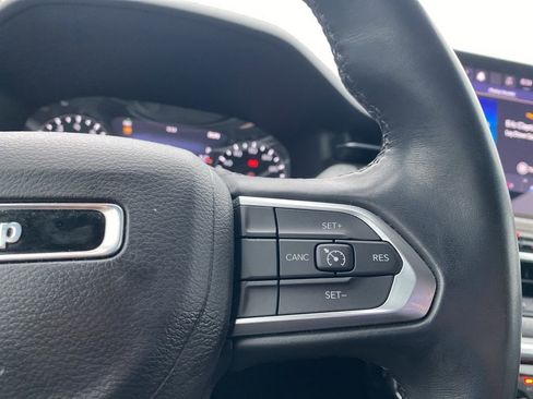 Used 2022 Jeep Compass Latitude image 8