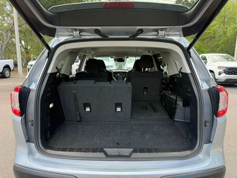 Used 2025 Subaru Ascent Premium AWD/4WD image 8