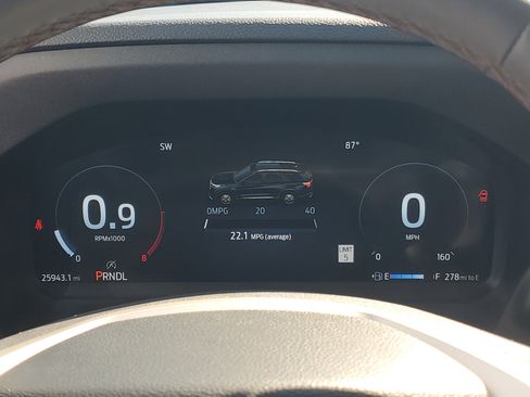 Used 2025 Ford Explorer Active RWD image 30