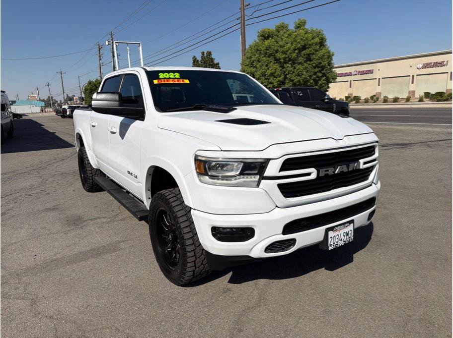 Used 2022 RAM 1500 Laramie AWD/4WD image 1