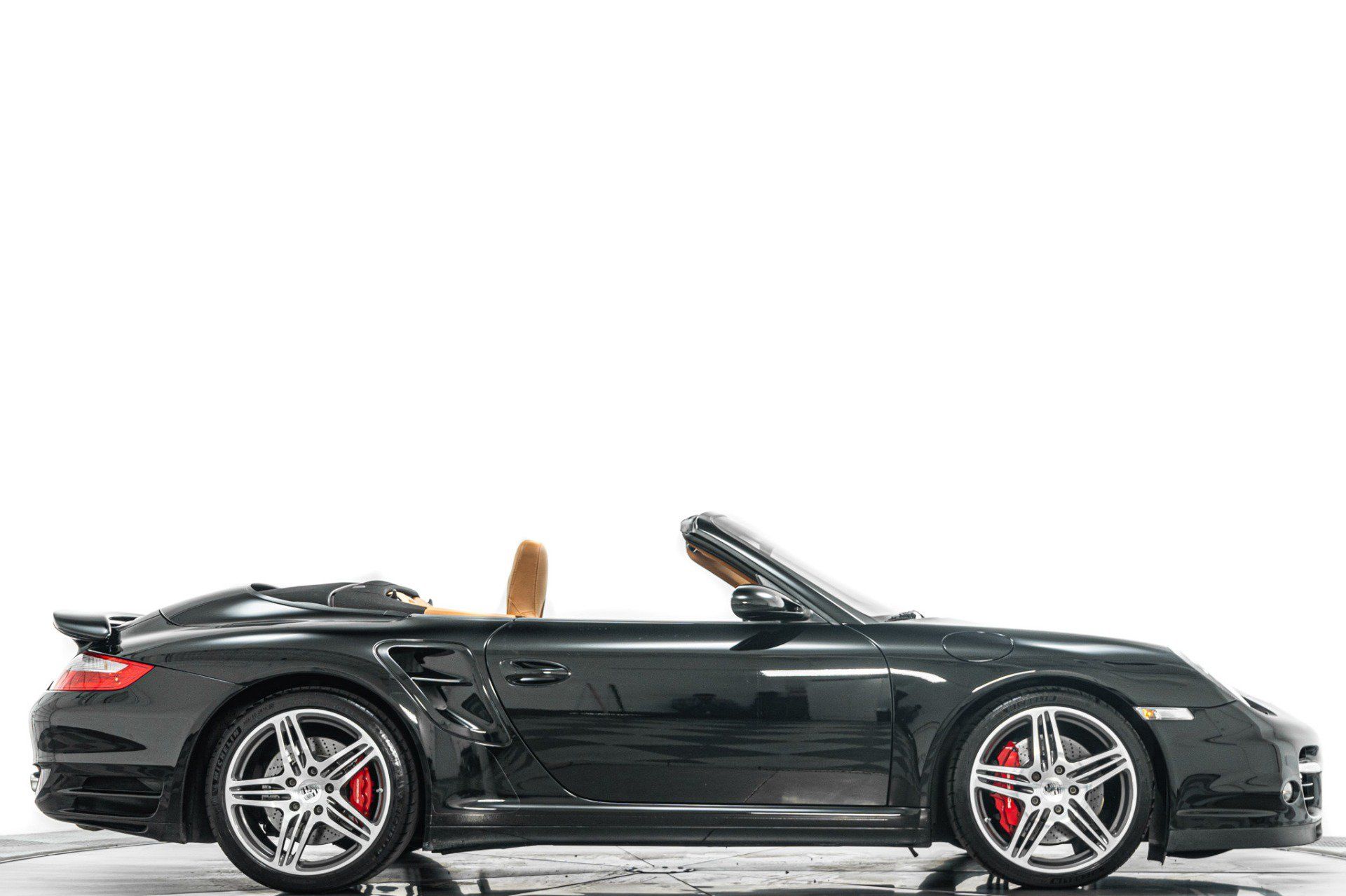 Used 2008 Porsche 911 Turbo AWD/4WD image 2