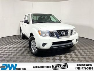 Used 2019 Nissan Frontier SV image 1