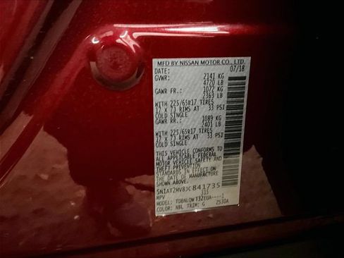Used 2018 Nissan Rogue SV AWD/4WD image 32