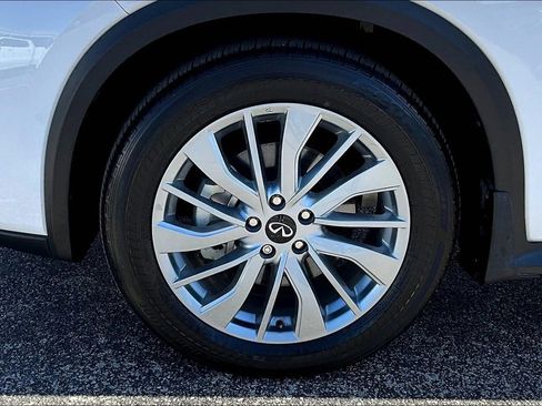 Certified 2025 INFINITI QX50 Pure image 13