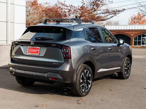 New 2026 Nissan Kicks SV w/ SV Premium Package image 6