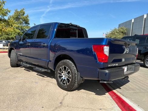 Used 2023 Nissan Titan SV w/ SV Convenience Package RWD image 8