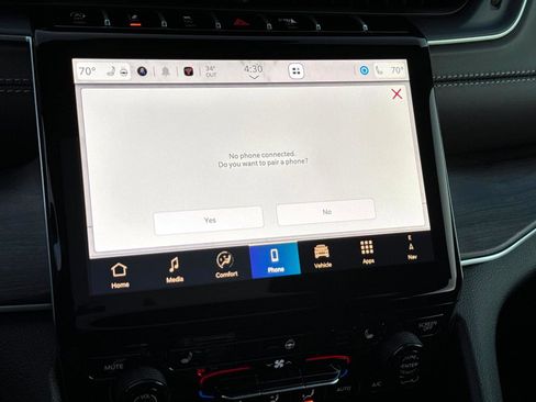 New 2025 Jeep Grand Cherokee Limited image 18