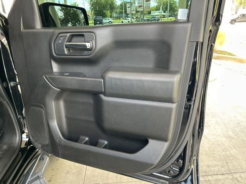 Used 2019 Chevrolet Silverado 1500 Custom image 24