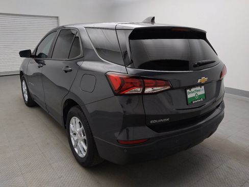 Used 2022 Chevrolet Equinox LS FWD image 5
