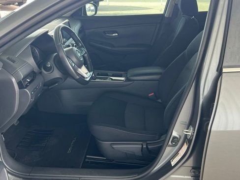 Used 2022 Nissan Sentra SV w/ All-Weather Package image 9