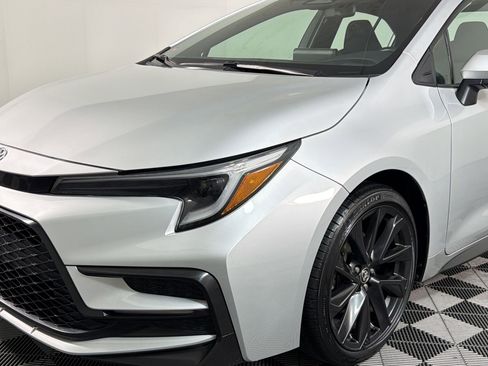 Used 2023 Toyota Corolla SE FWD image 9